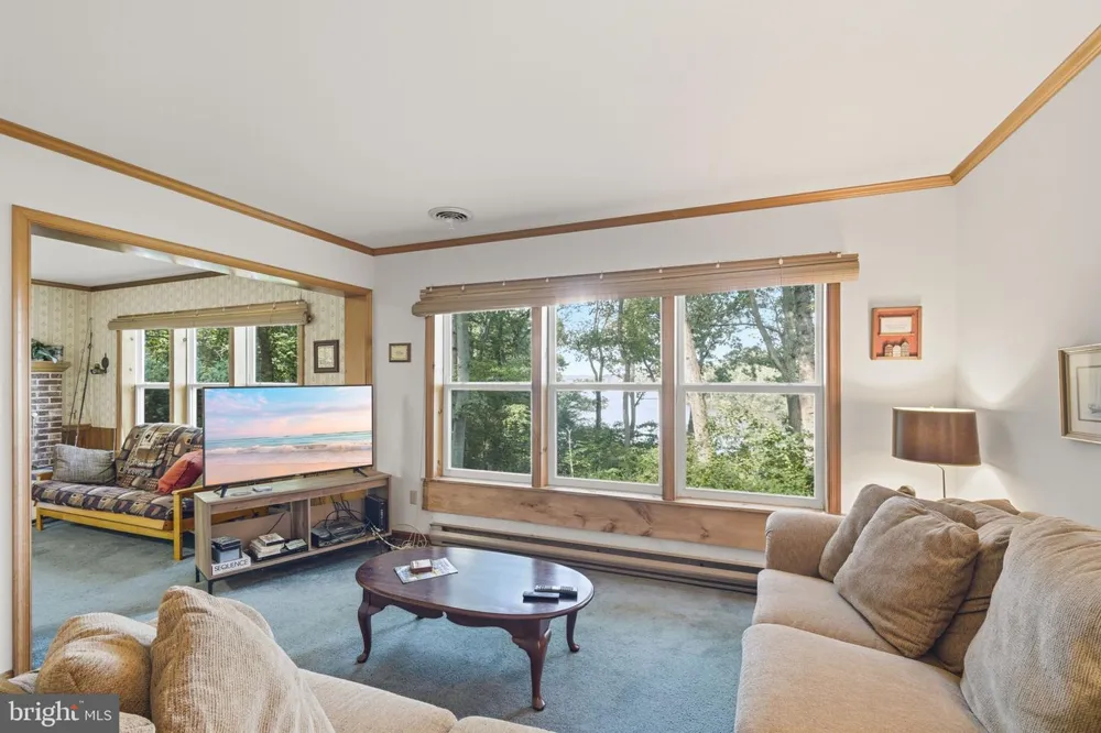32745 HUNT LANE Galena, MD 21637