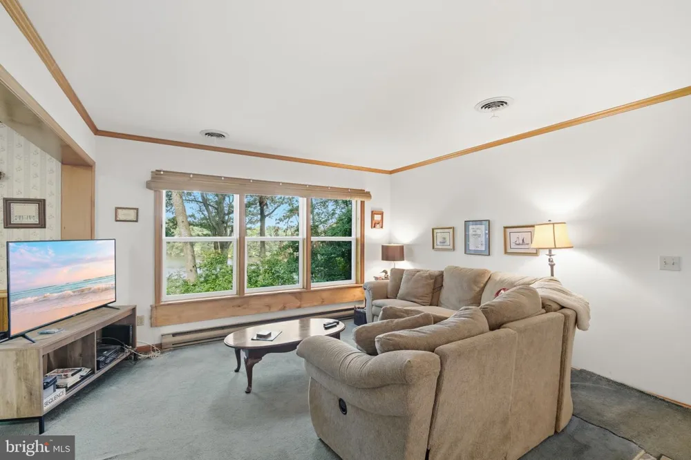 32745 HUNT LANE Galena, MD 21637