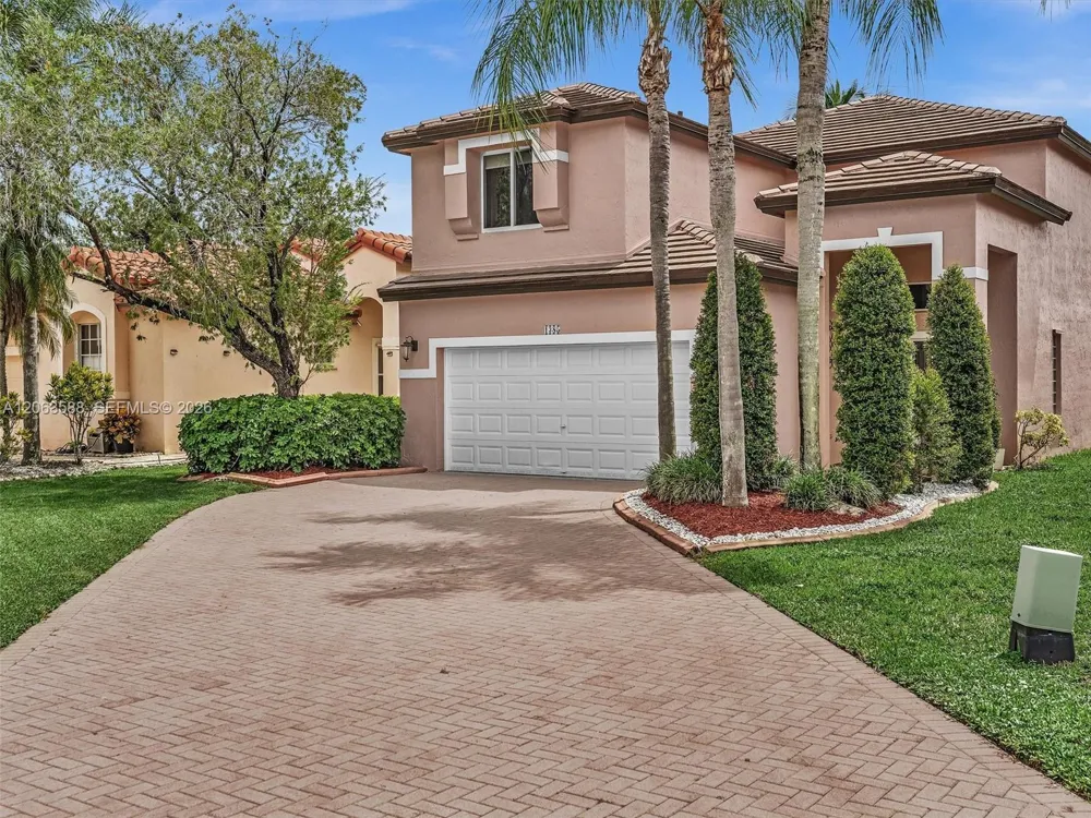 1385 NW 192nd Ter Pembroke Pines, FL 33029