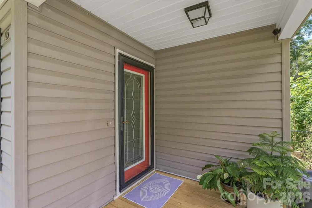 17 Azalea Road Arden, NC 28704