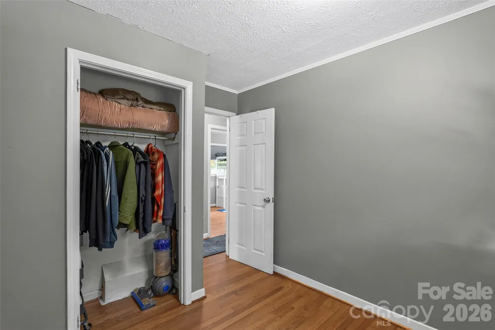 17 Azalea Road Arden, NC 28704