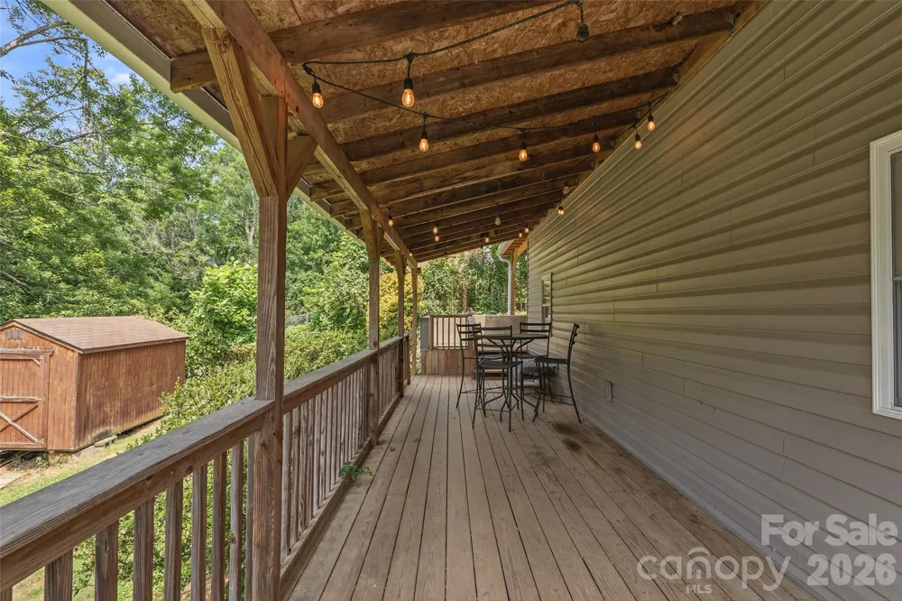 17 Azalea Road Arden, NC 28704