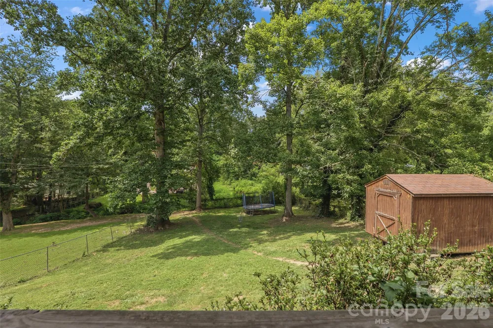 17 Azalea Road Arden, NC 28704