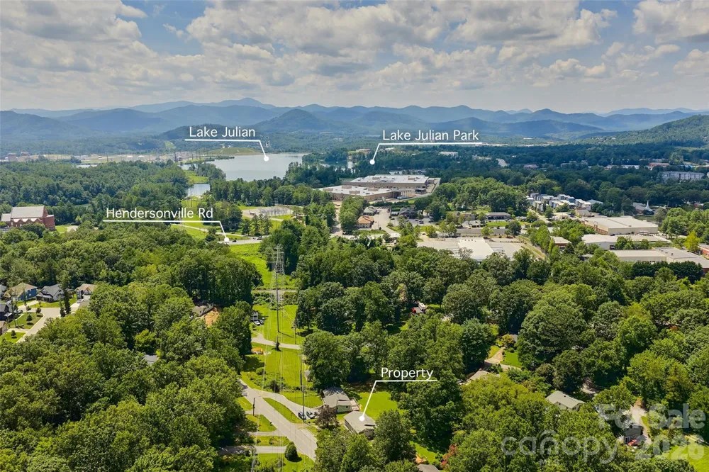 17 Azalea Road Arden, NC 28704