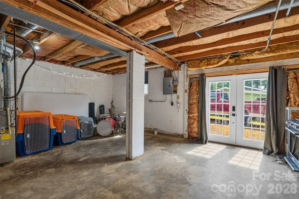17 Azalea Road Arden, NC 28704