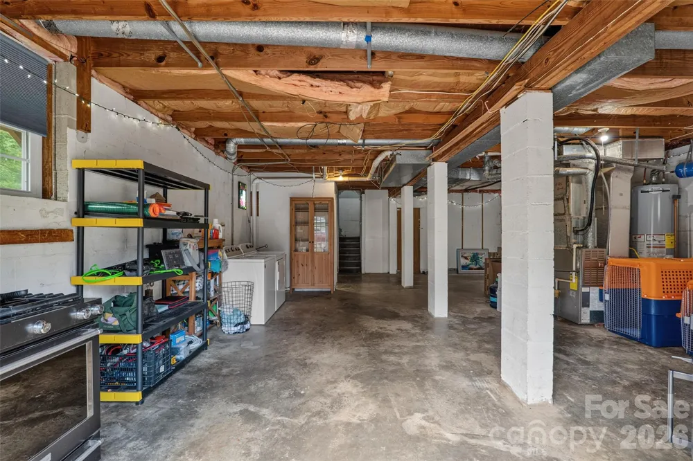 17 Azalea Road Arden, NC 28704