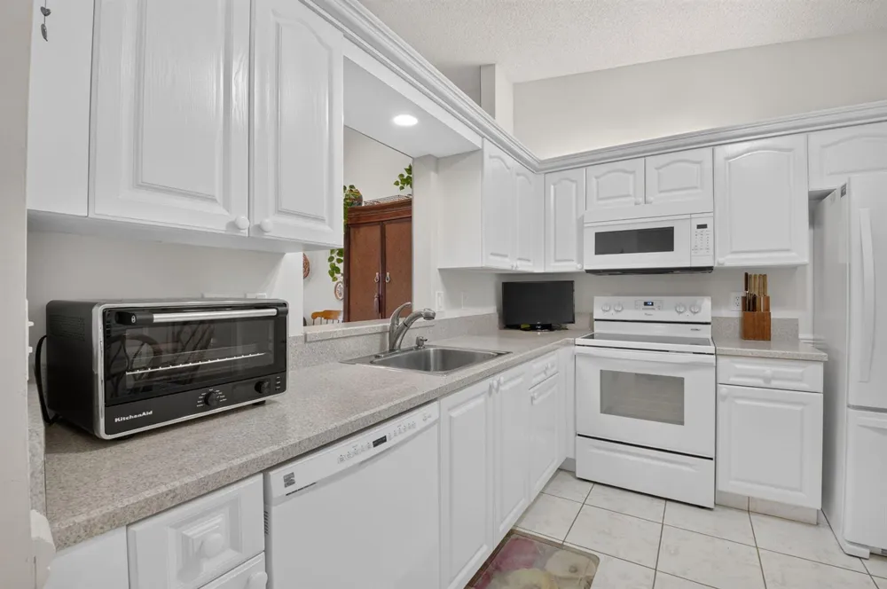 8427 Parkgate Road #C Boca Raton, FL 33496