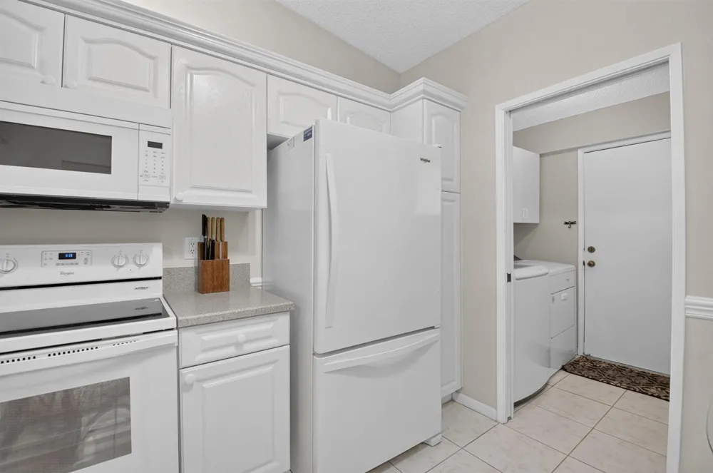 8427 Parkgate Road #C Boca Raton, FL 33496