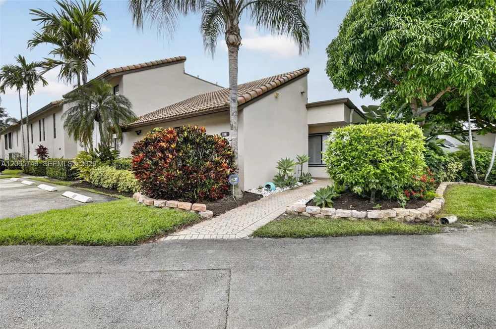 958 Mockingbird Ln #515 Plantation, FL 33324