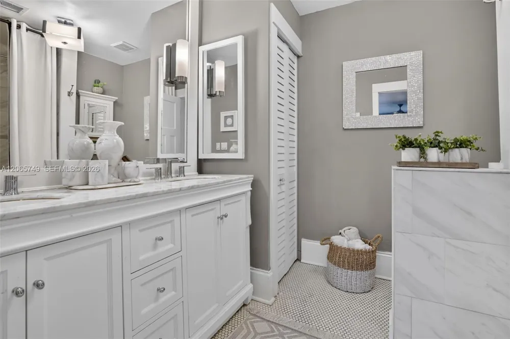 958 Mockingbird Ln #515 Plantation, FL 33324