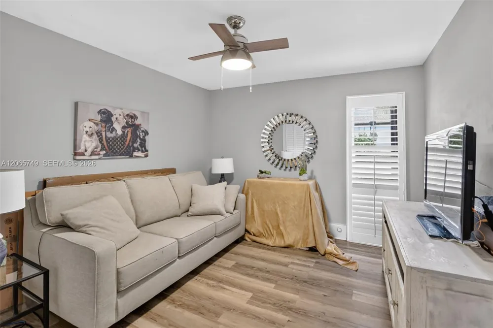 958 Mockingbird Ln #515 Plantation, FL 33324