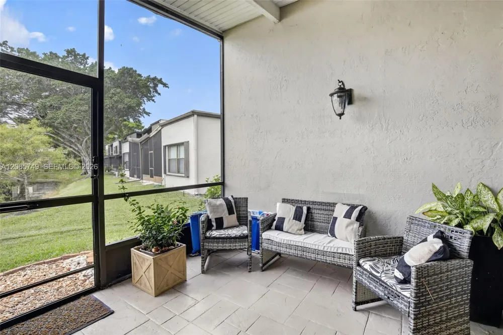 958 Mockingbird Ln #515 Plantation, FL 33324