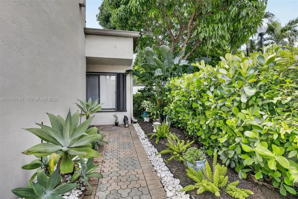 958 Mockingbird Ln #515 Plantation, FL 33324