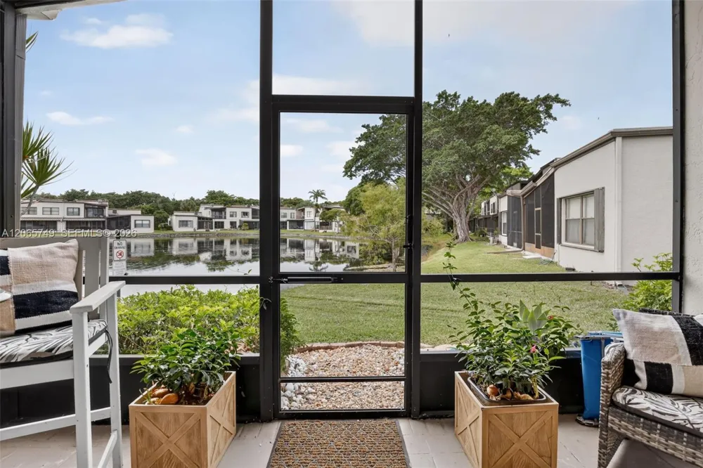 958 Mockingbird Ln #515 Plantation, FL 33324
