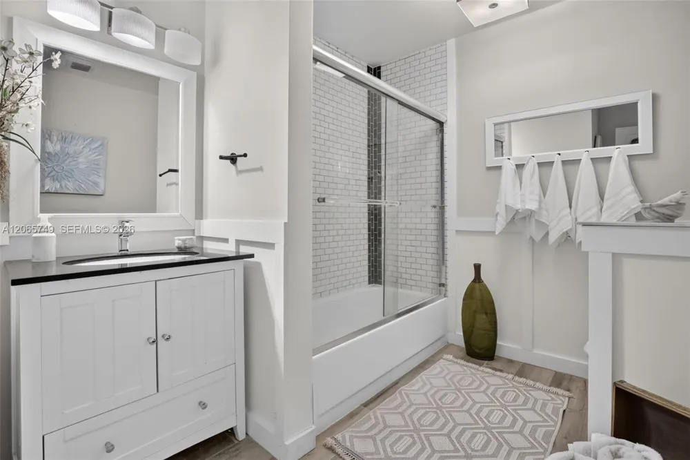958 Mockingbird Ln #515 Plantation, FL 33324