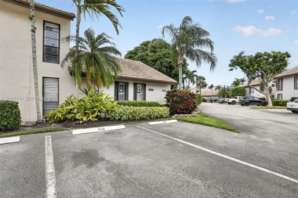 958 Mockingbird Ln #515 Plantation, FL 33324