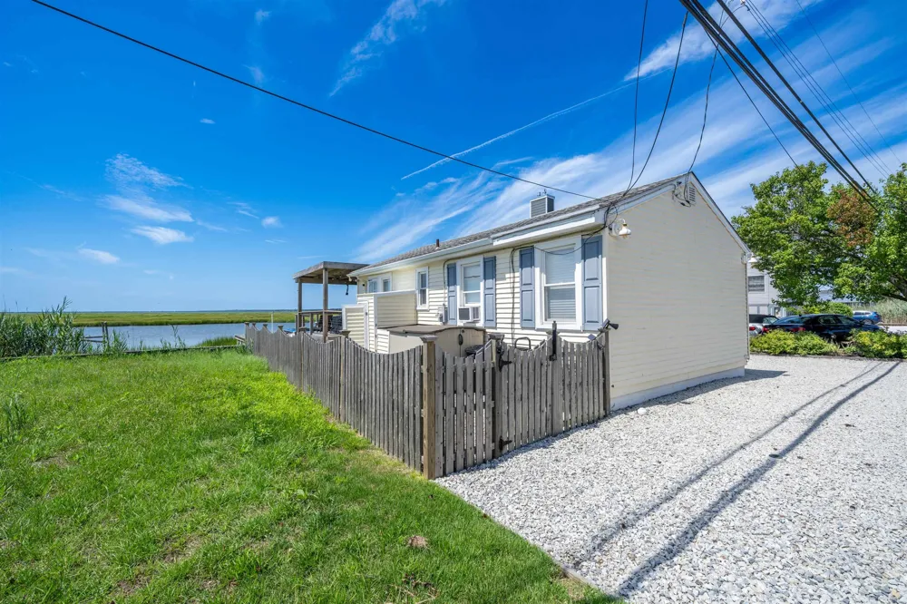 707 Stone Harbor Boulevard Cape May Court House, NJ 08210