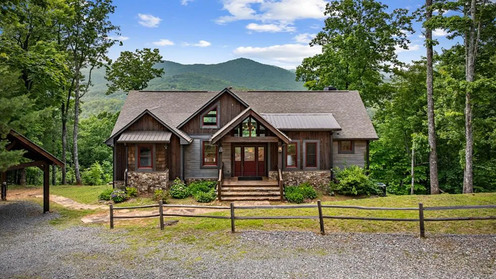 370 High Ridge Road Epworth, GA 30541