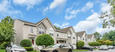 8 Edith Drive