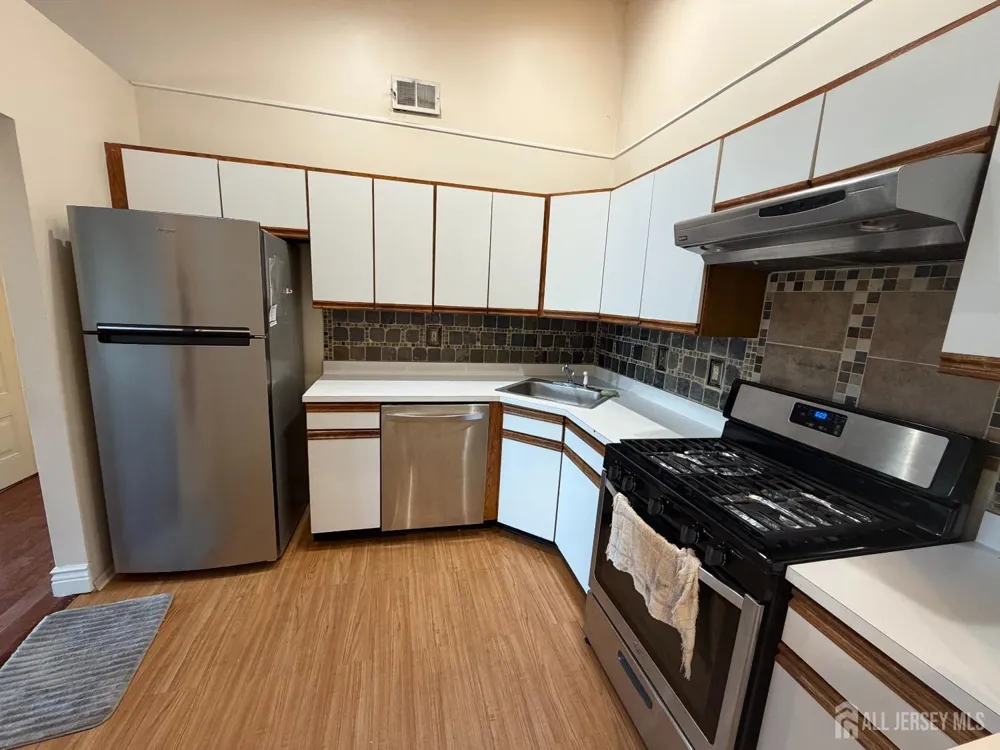225 Rachel Court Franklin, NJ 08823
