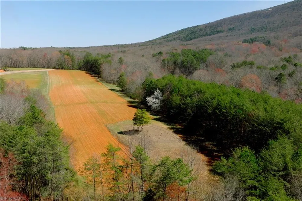 5 Old Mill Road Pinnacle, NC 27043