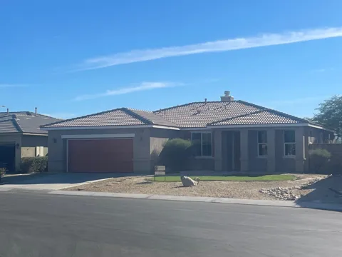 80085 Peak Forest Drive