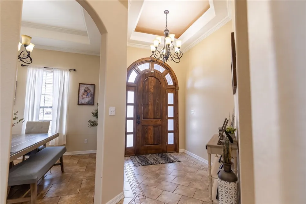 146 Lakeview Trace Three Rivers, TX 78071
