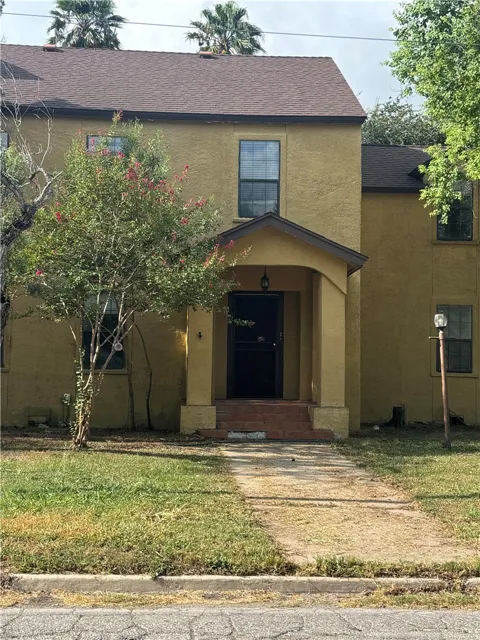 900 E 2nd Street