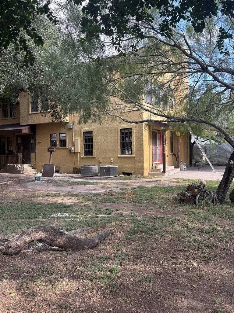 900 E 2nd Street Alice, TX 78332