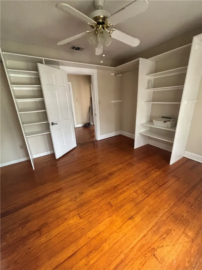 900 E 2nd Street Alice, TX 78332