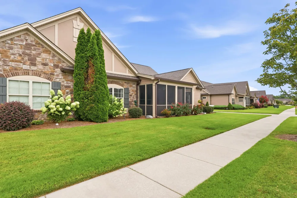 1747 Sedgefield Drive Ooltewah, TN 37363