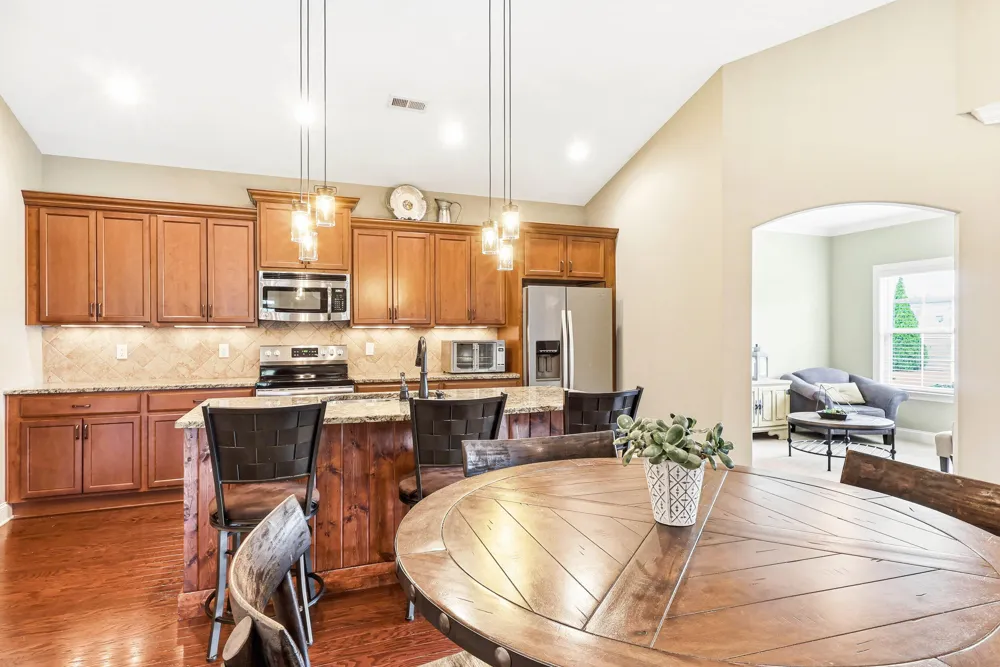 1747 Sedgefield Drive Ooltewah, TN 37363