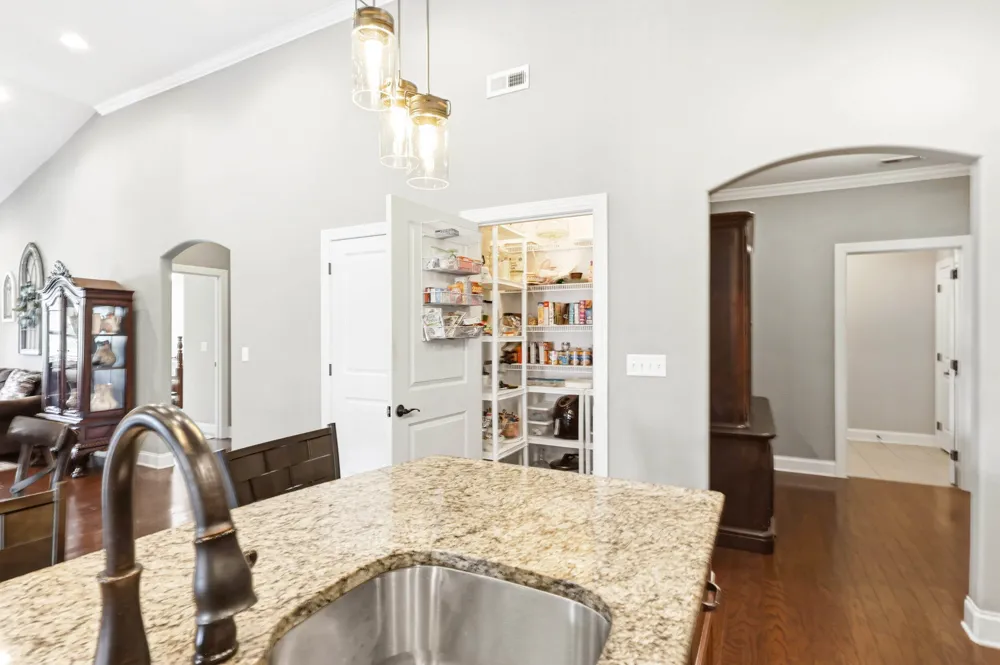 1747 Sedgefield Drive Ooltewah, TN 37363