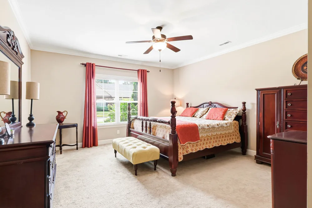 1747 Sedgefield Drive Ooltewah, TN 37363