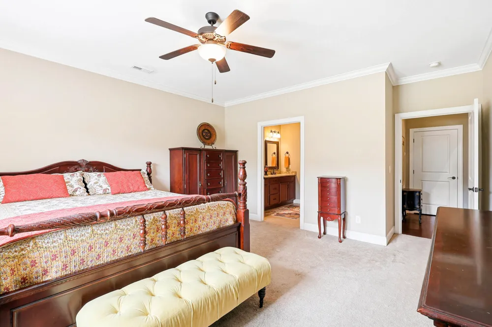 1747 Sedgefield Drive Ooltewah, TN 37363