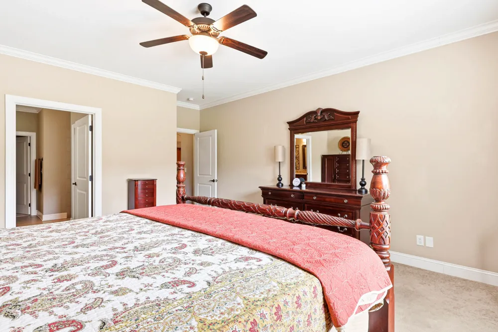1747 Sedgefield Drive Ooltewah, TN 37363