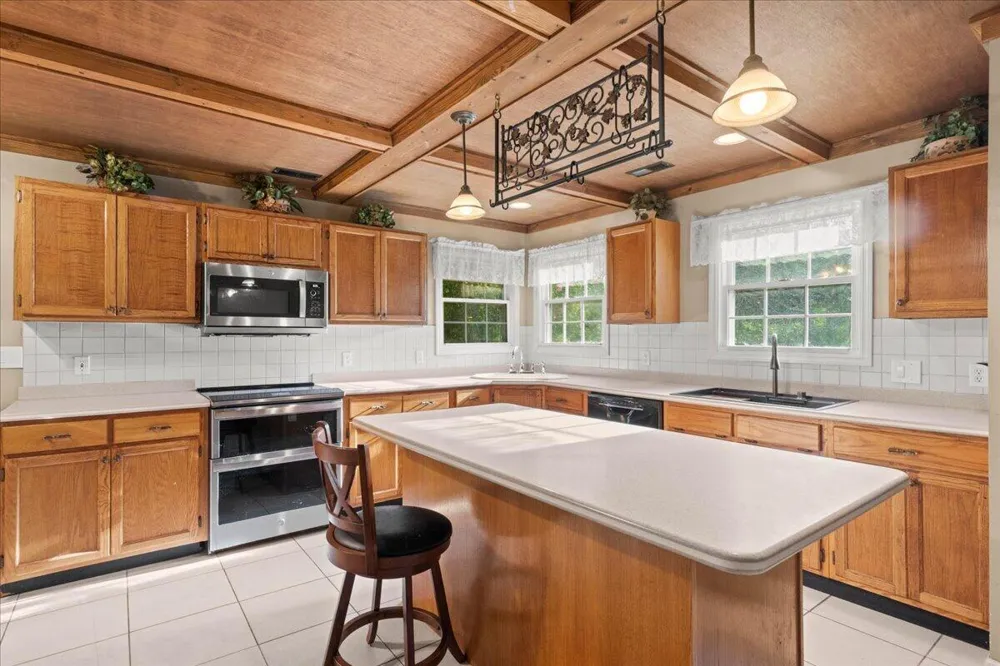 504 Old Villanow Road LaFayette, GA 30728