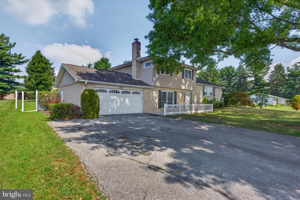 3580 BOARD ROAD York, PA 17406
