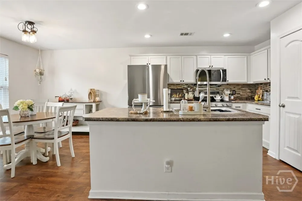 43 Farrington Circle Guyton, GA 31312