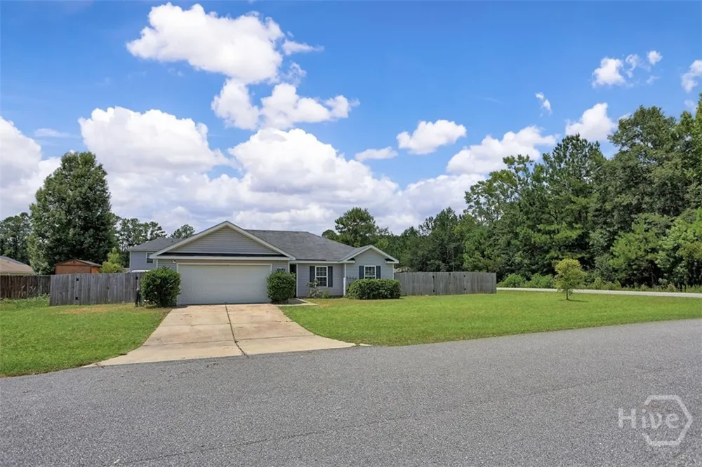 43 Farrington Circle Guyton, GA 31312