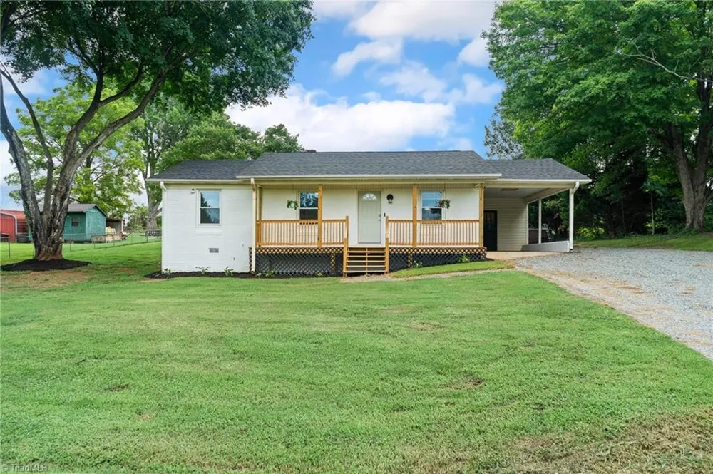 141 Lowell Street Lexington, NC 27295