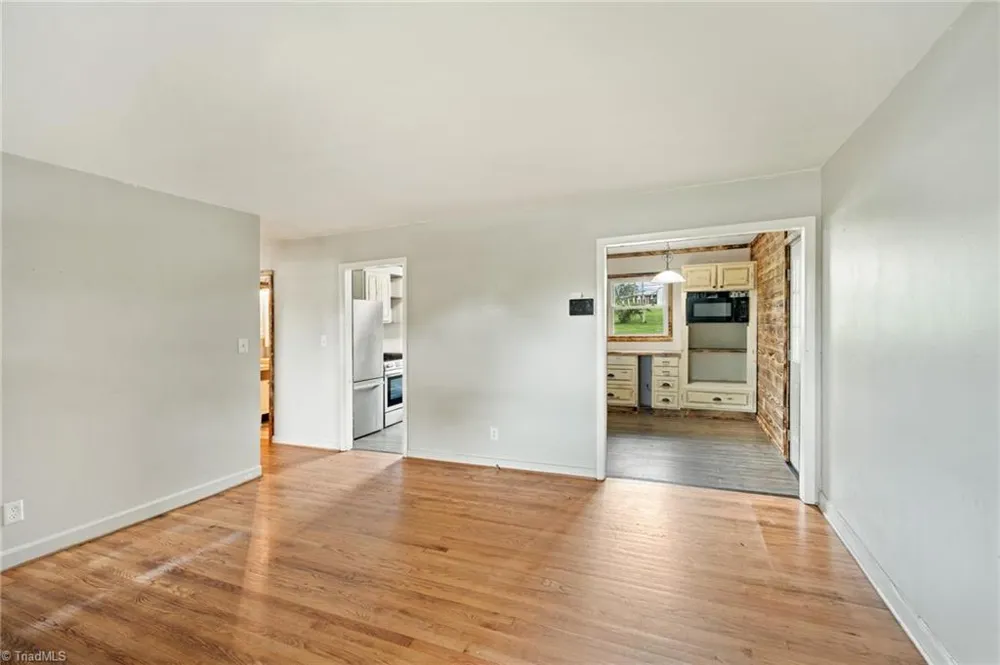 141 Lowell Street Lexington, NC 27295