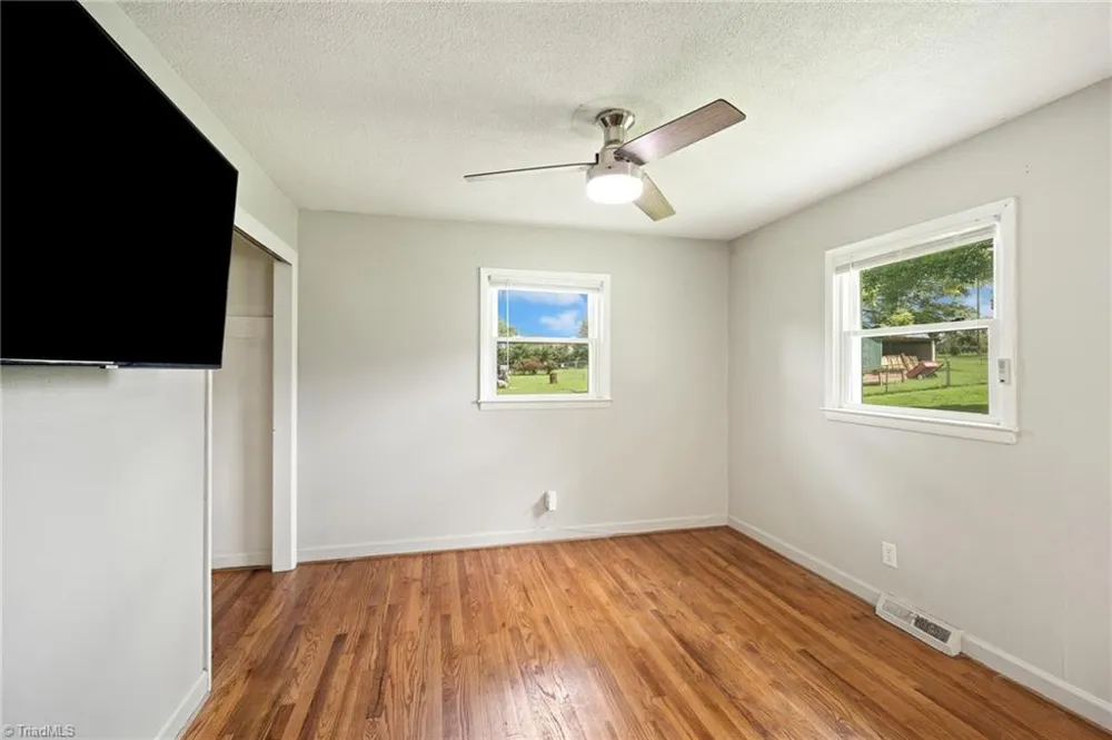 141 Lowell Street Lexington, NC 27295