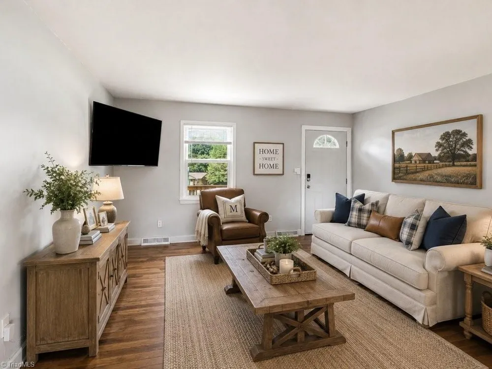 141 Lowell Street Lexington, NC 27295