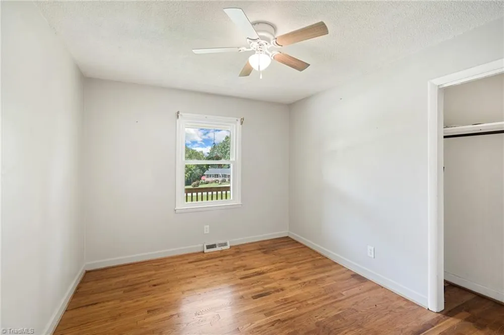141 Lowell Street Lexington, NC 27295