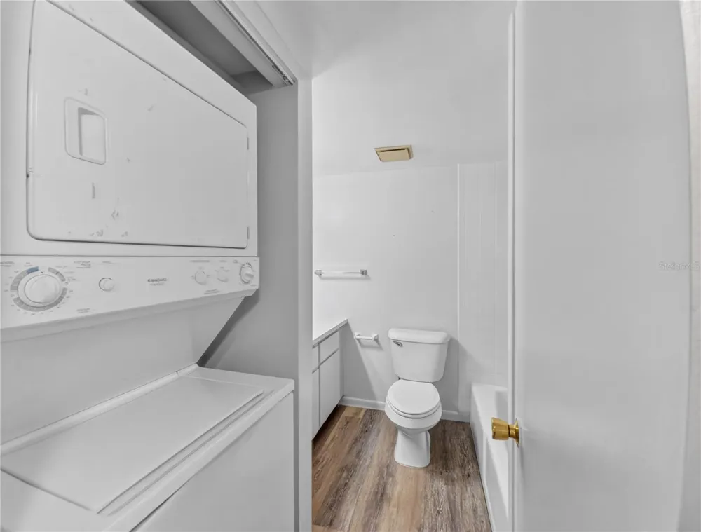 600 FAIRWAYS CIRCLE #B ocala, FL 34472