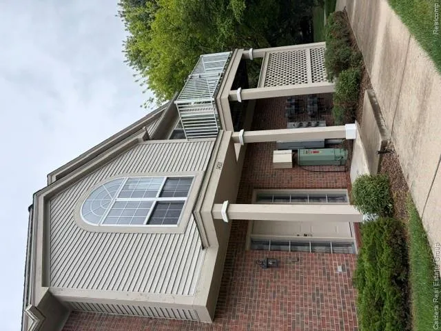 14211 CHESAPEAKE CIRCLE Commerce Charter Township, MI 48390