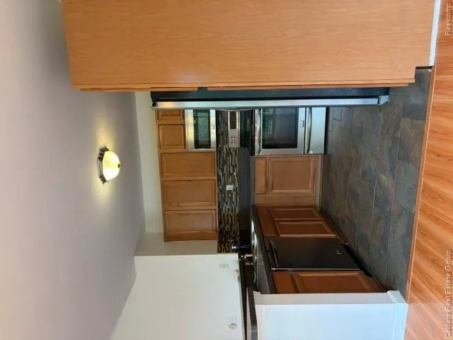 14211 CHESAPEAKE CIRCLE Commerce Charter Township, MI 48390