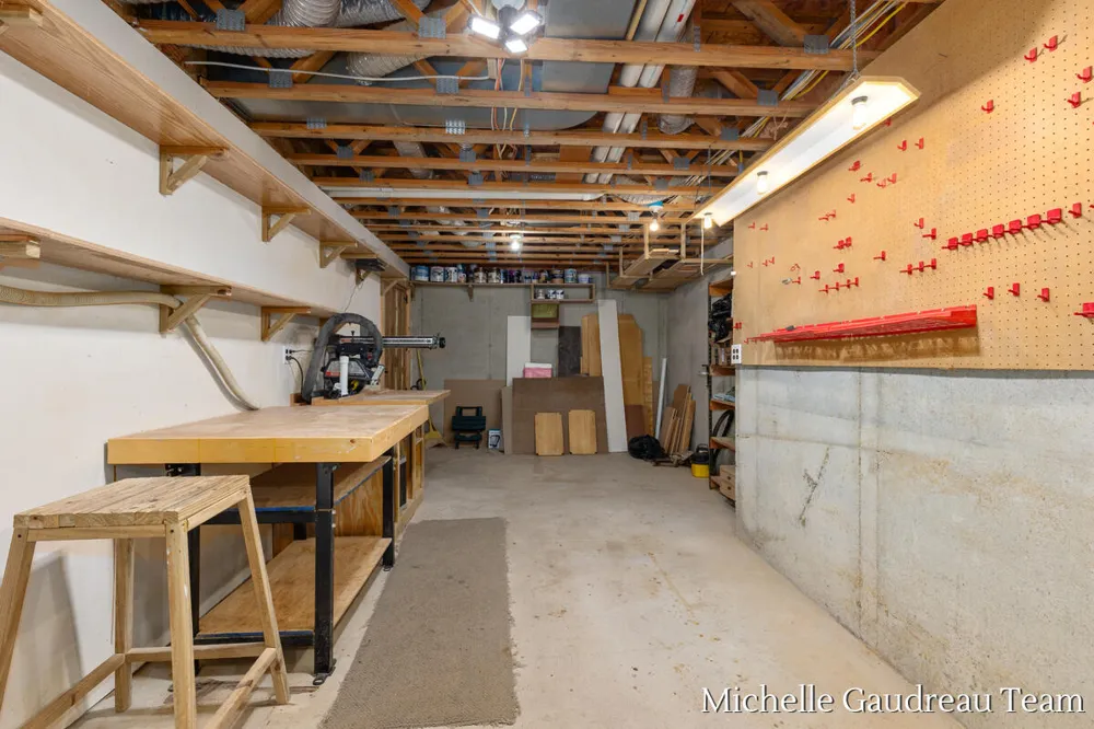 6244 Black Creek Drive Irving Township, MI 49333