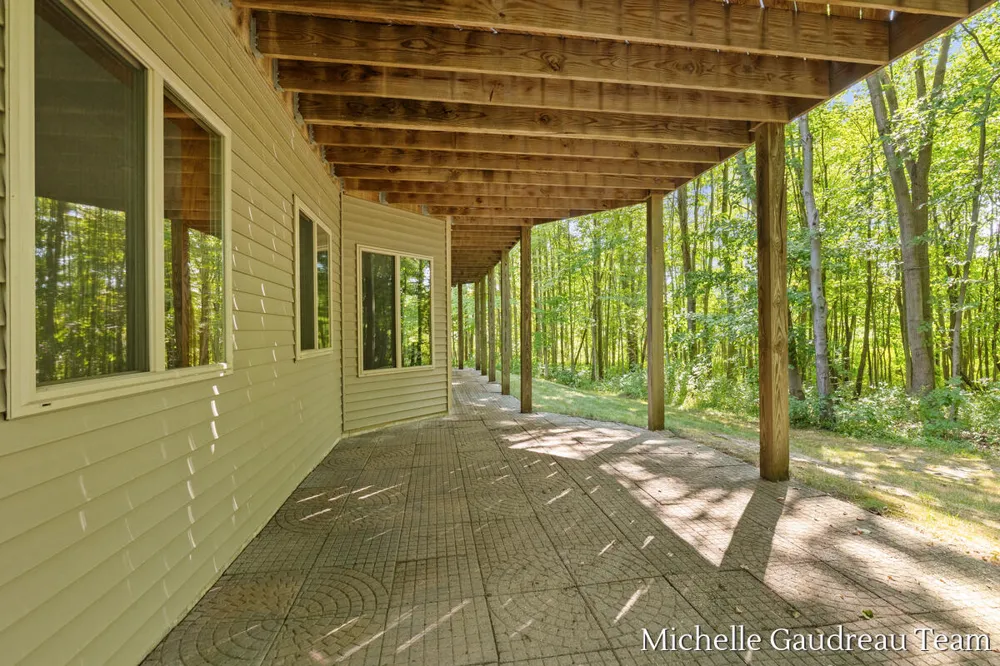 6244 Black Creek Drive Irving Township, MI 49333